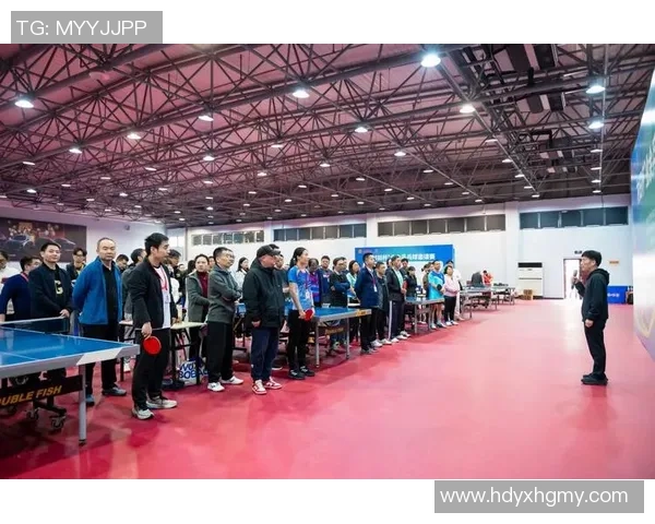 杭州乒乓球队与成都乒乓球队赛后复盘团队协作的精彩瞬间与经验分享